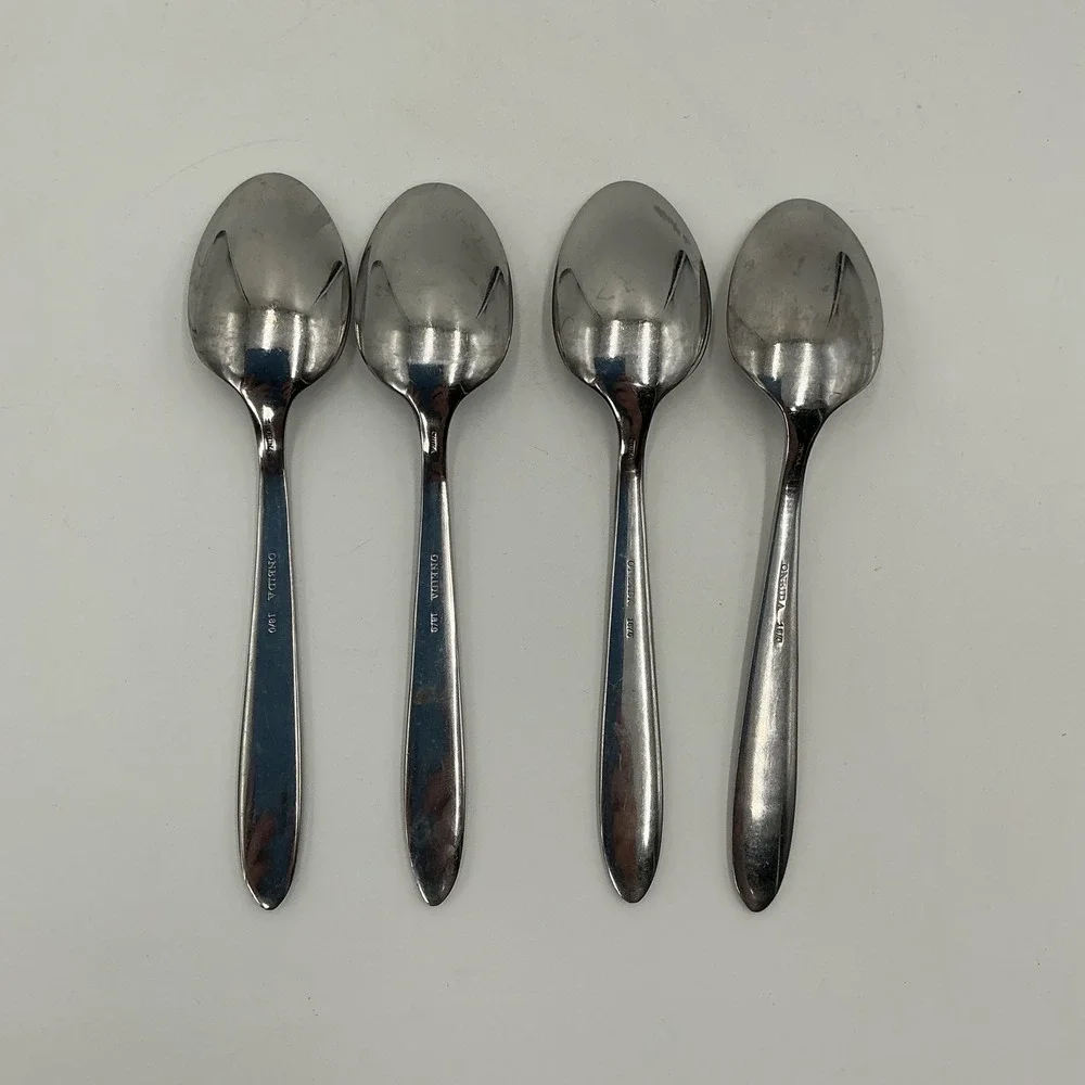Oneida Mooncrest? 18/0 Stainless Steel Teaspoons Set of 4 Silver Flatware 6.5